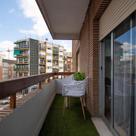 Luminoso Y Acoger Loft, Excelente Ubicacion Apartment เซบีญา ภายนอก รูปภาพ