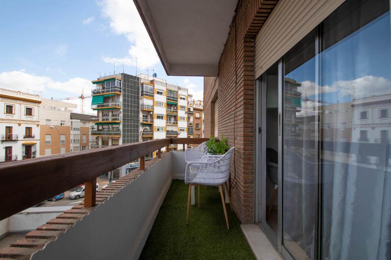 Luminoso Y Acoger Loft, Excelente Ubicacion Apartment เซบีญา ภายนอก รูปภาพ
